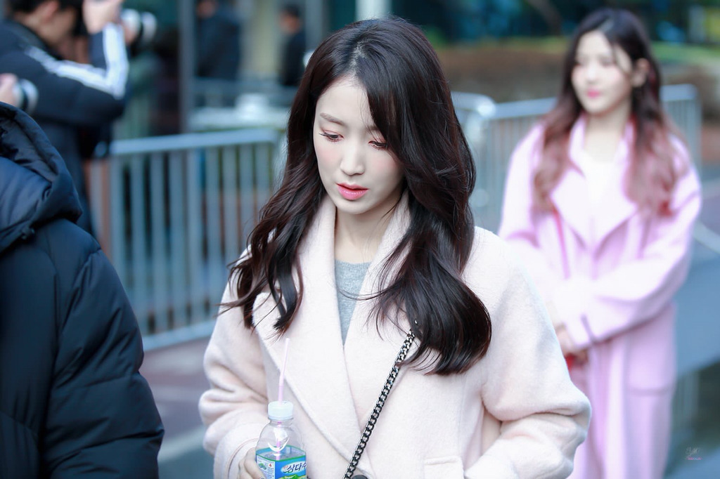 [구구단] 라디오에서 캐롤이 흘러나와서 하나 | 인스티즈