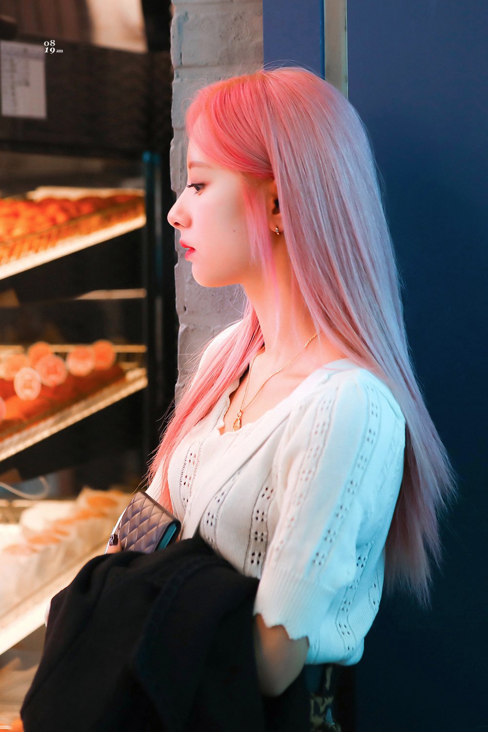 핑크머리도 찰떡같이 어울리는 보나.jpg | 인스티즈