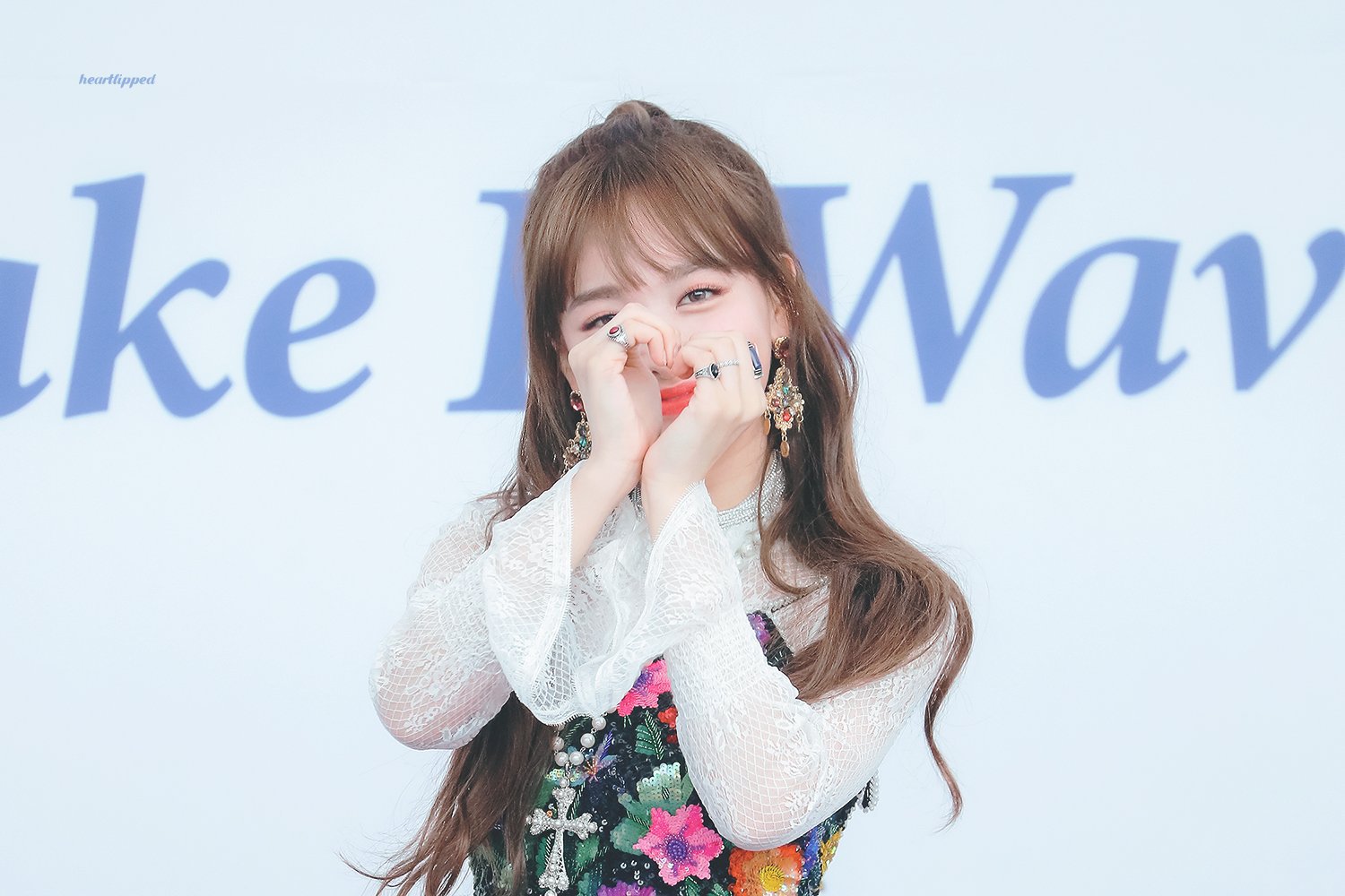 오늘이 생일인 트와이스 맏내 나연이.jpgif | 인스티즈