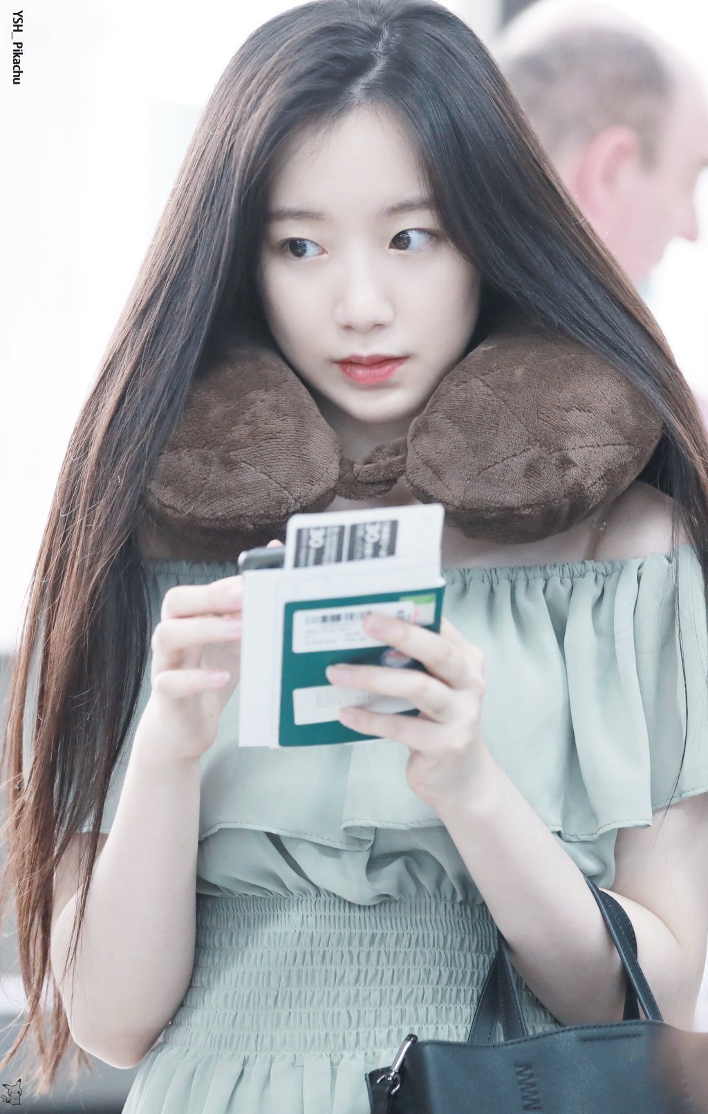 (여자)아이들의 비쥬얼담당 백설공주 슈화.jpgif (311장) | 인스티즈