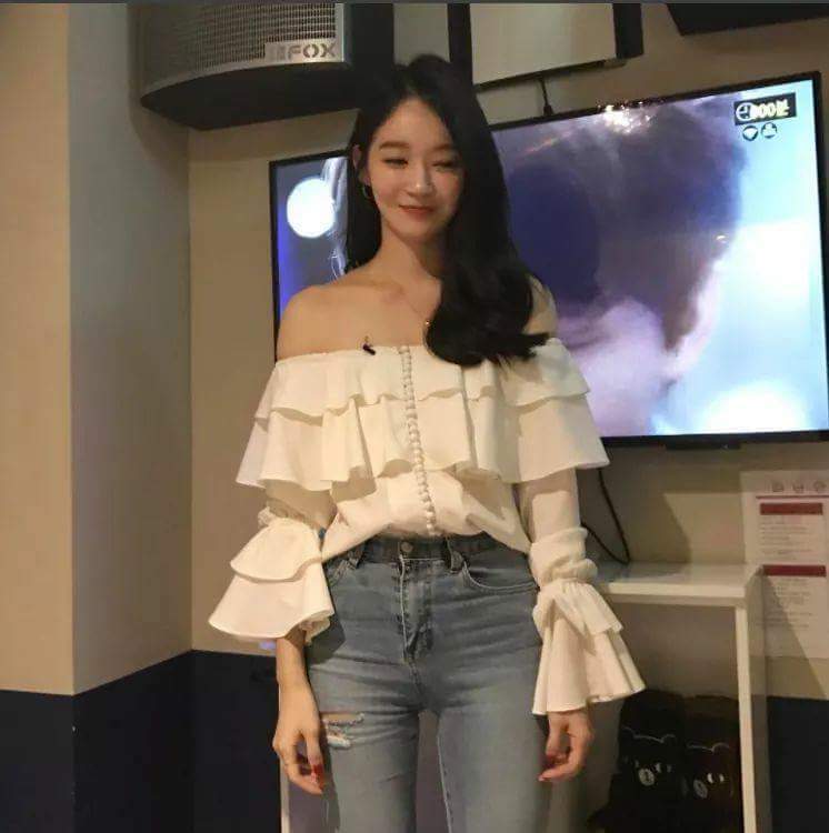 여친룩 정석 중 한명인 강민경 | 인스티즈