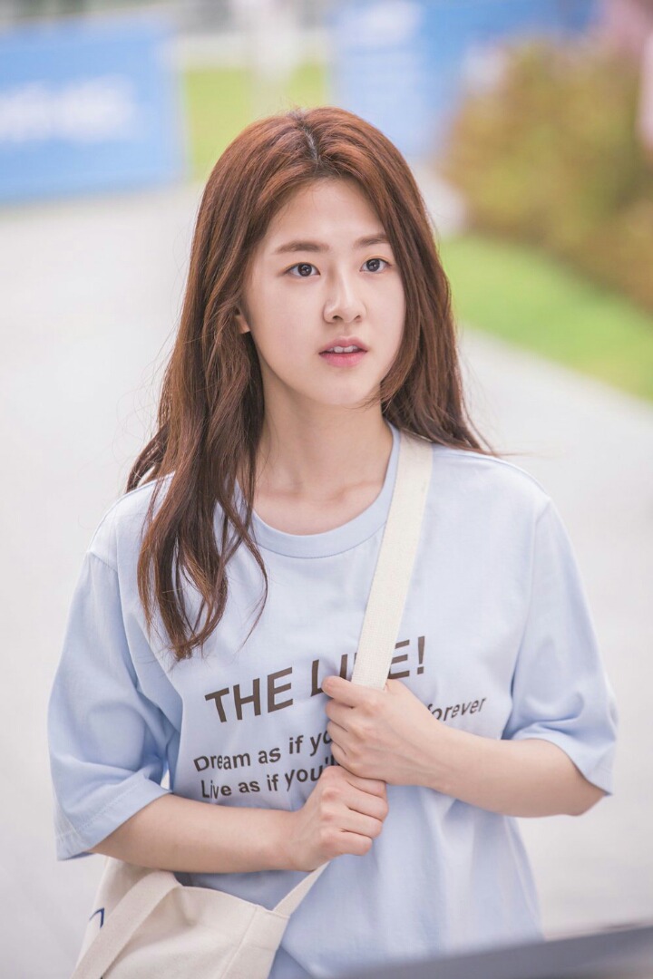 청춘시대 배우들 실제나이와 극중나이 차이.jpg | 인스티즈
