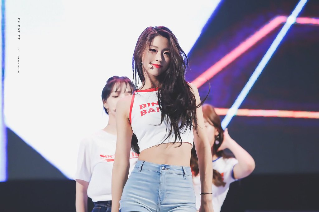 18시즌 설현이 미모.jpgif (100장) | 인스티즈
