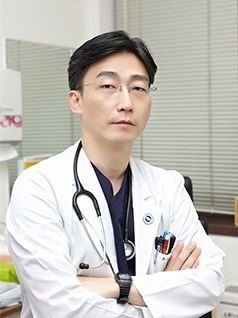 주민 민원에 시달리는 이국종 교수님 | 인스티즈