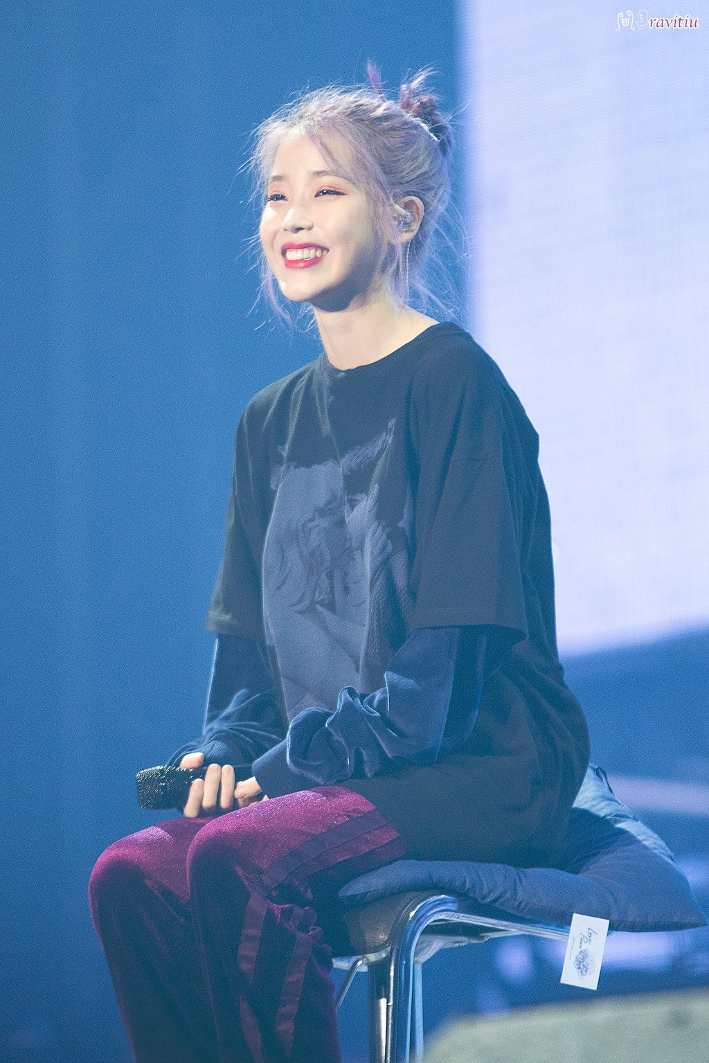 보라색 머리 아이유.jpg | 인스티즈
