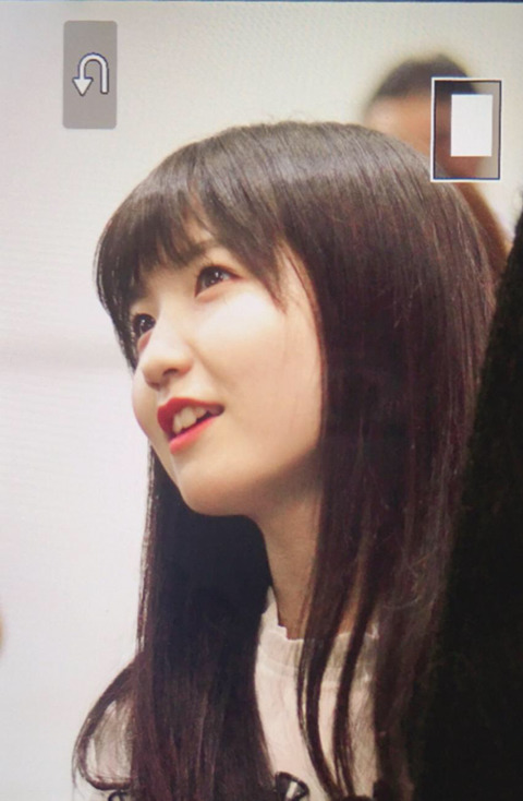 {아이즈원} 오늘도 꿈과 희망을 갖고 일본으로 가는 혼다 히토미 | 인스티즈