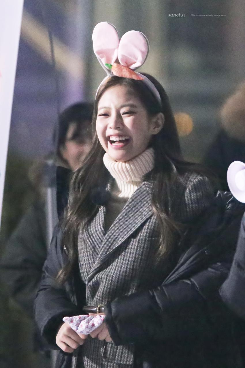 고양이처럼 생긴 블랙핑크 제니 | 인스티즈