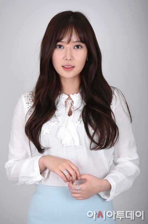 도플갱어 정도로 닮은 연예인.jpg | 인스티즈