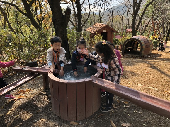 진해 유아숲체험원 이미지