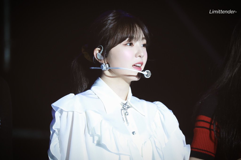 아이린 앞머리 + 포니테일 조합.jpg | 인스티즈