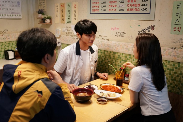정식개봉이 10일도 남지않은 8월 최고의 로맨스 기대작.jpg | 인스티즈