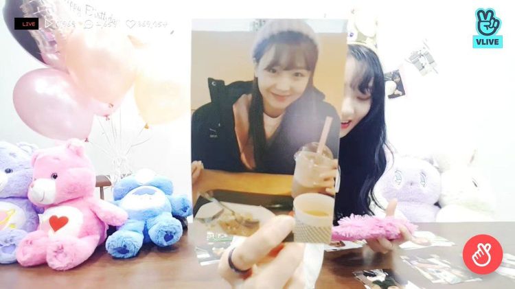 친언니가 찍어준 사진들 자랑하는 러블리즈 수정이.jpg | 인스티즈