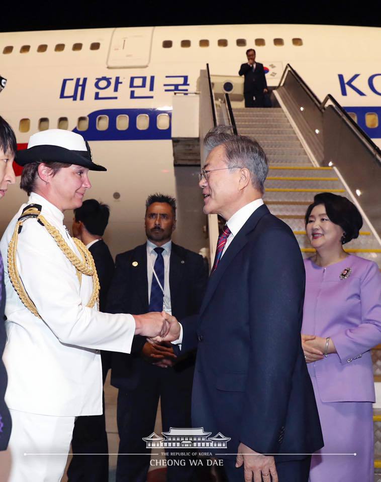 문재인 대통령 뉴질랜드 도착 | 인스티즈