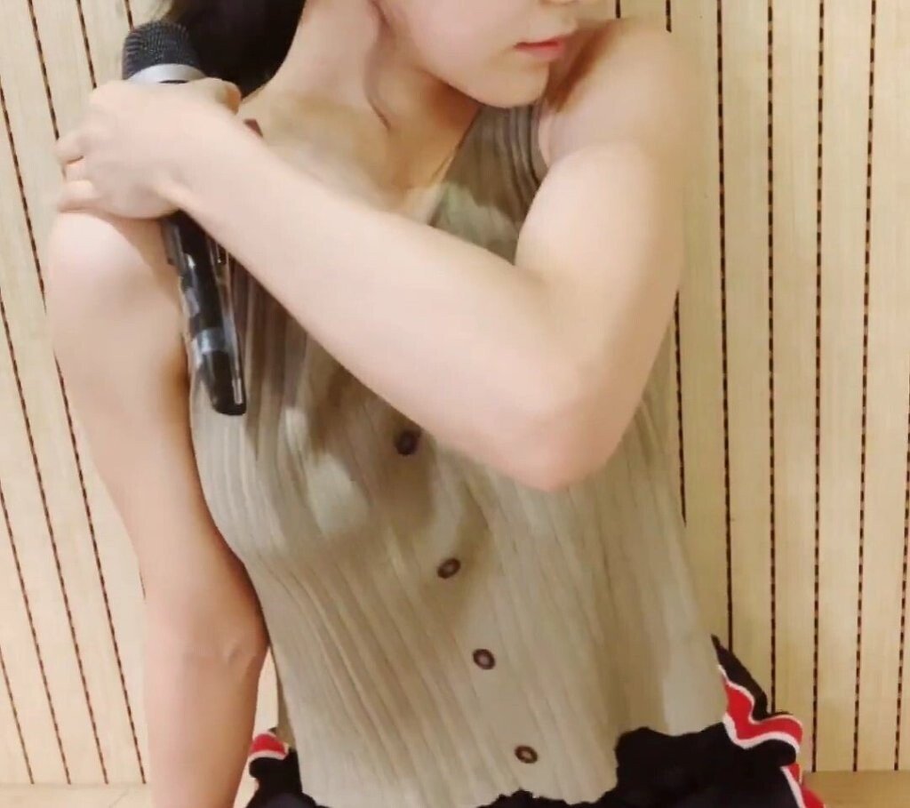 김세정 팔근육 근황 ㄷㄷ.jpg | 인스티즈