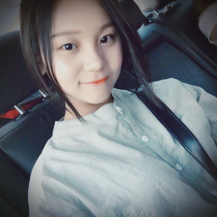 여자친구 엄지.twit | 인스티즈