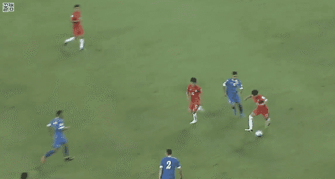 신태용이 원하는 공격전술이 나온 장면.gif | 인스티즈