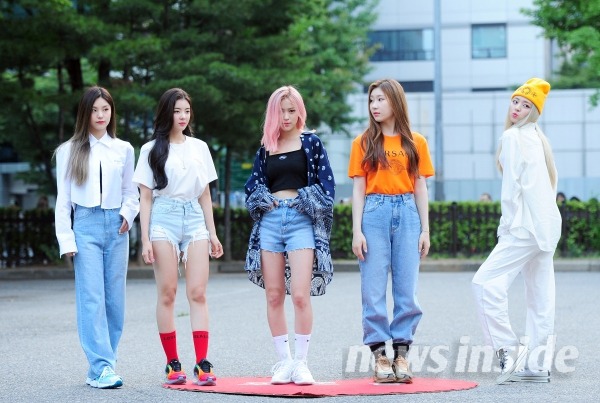 itzy 핑크돌 류진 - Want it + 달라달라 뮤뱅 상반기 결산 190628 | 인스티즈