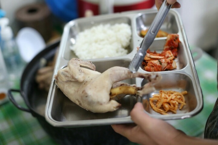 우리나라 군대 음식중 최고 존엄 국 메뉴는? | 인스티즈