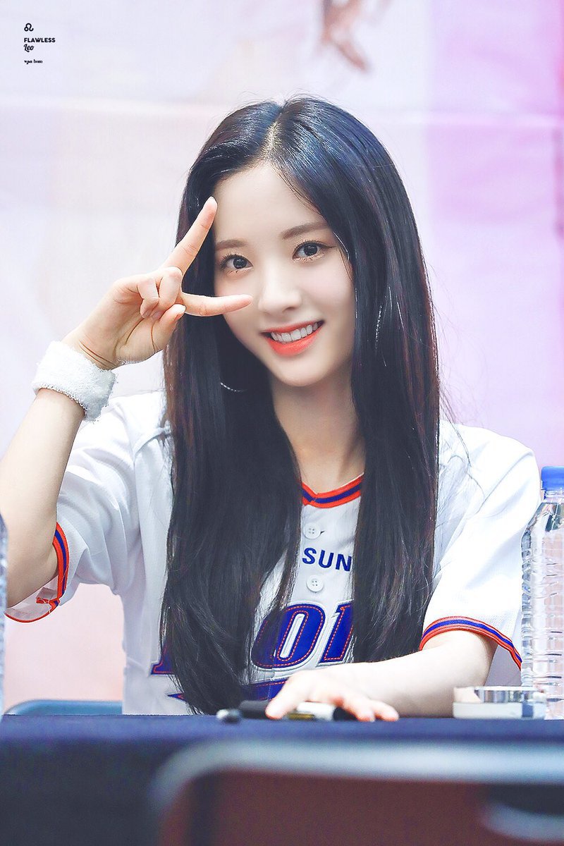 또다른 아이돌 얼굴천재 우주소녀 보나.jpg | 인스티즈