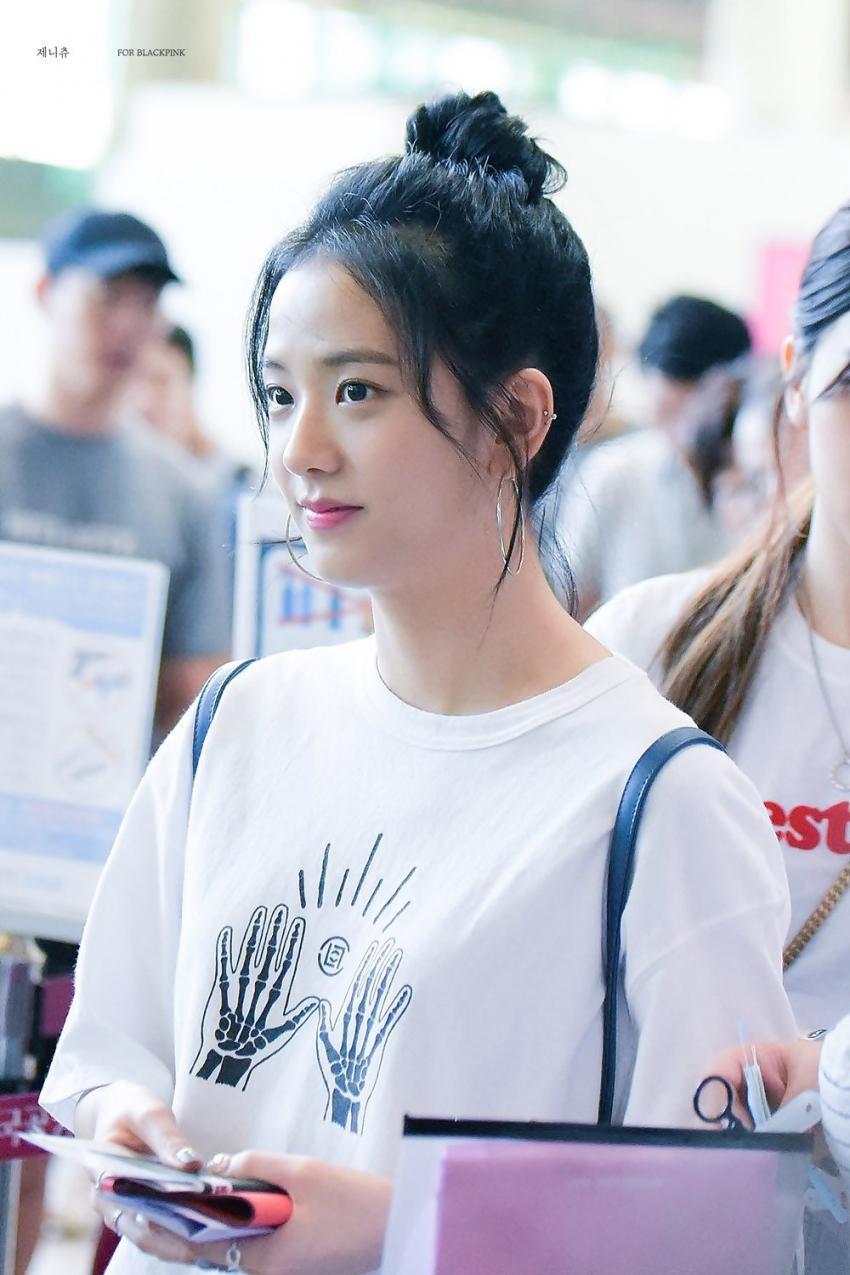 블랙핑크 오늘자 김포공항 사진.jpg | 인스티즈
