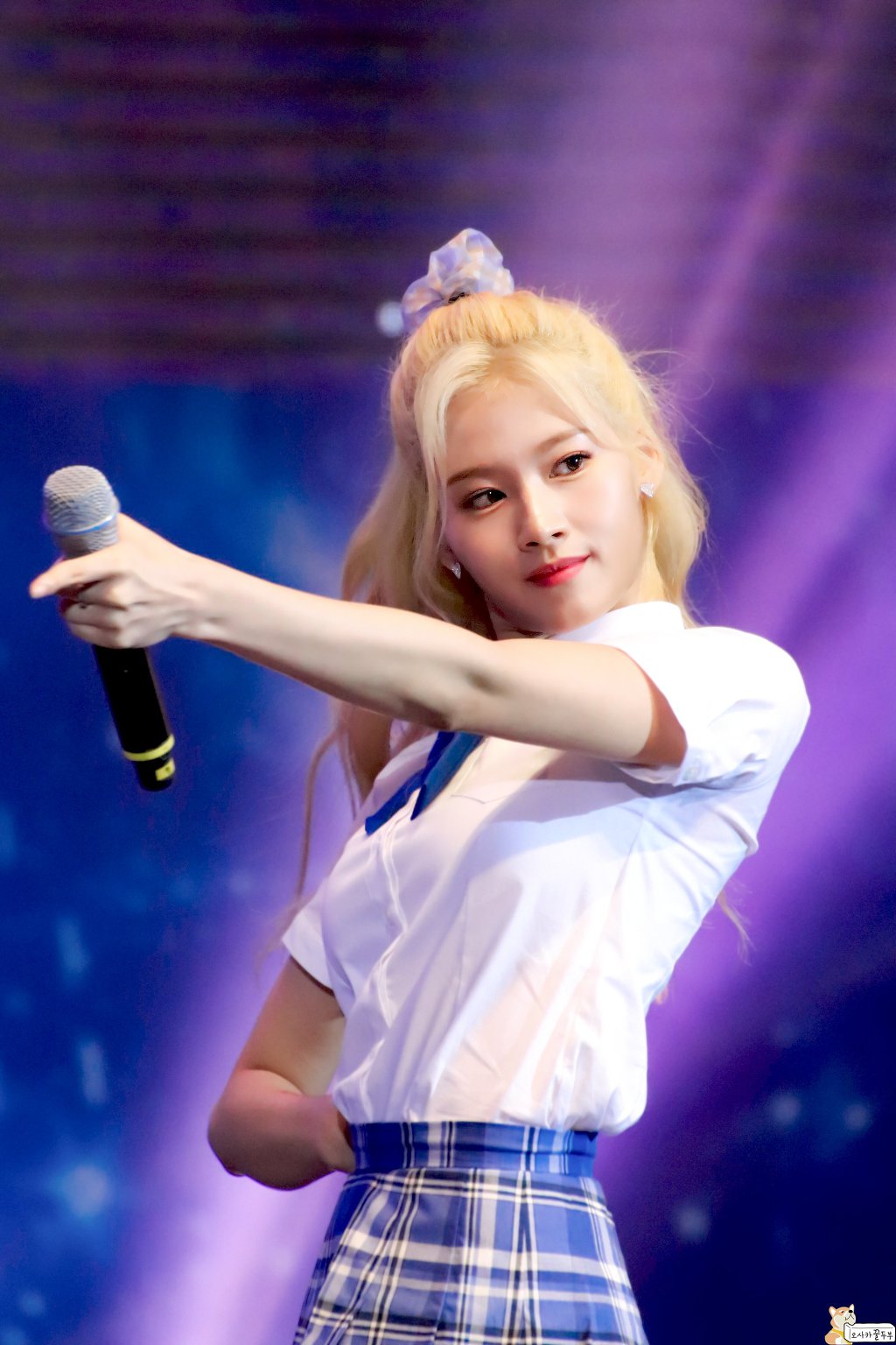 오늘이 생일인 트와이스 사나.jpgif (335장) | 인스티즈