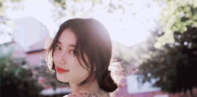 머리 대충묶는 수지ㄷㄷㄷ.jpgif | 인스티즈