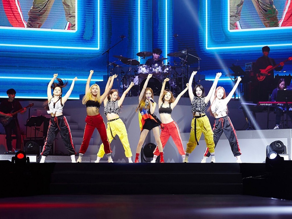 99C8EB505C3A55420F973B