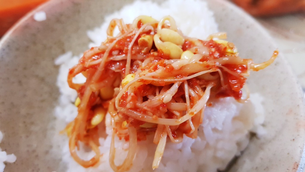 남자 혼자 차려먹는 현실 집밥 그자체 | 인스티즈