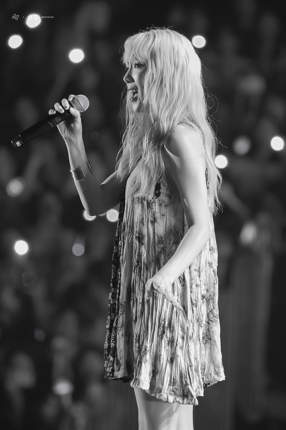 99E33E435D24E092050F38