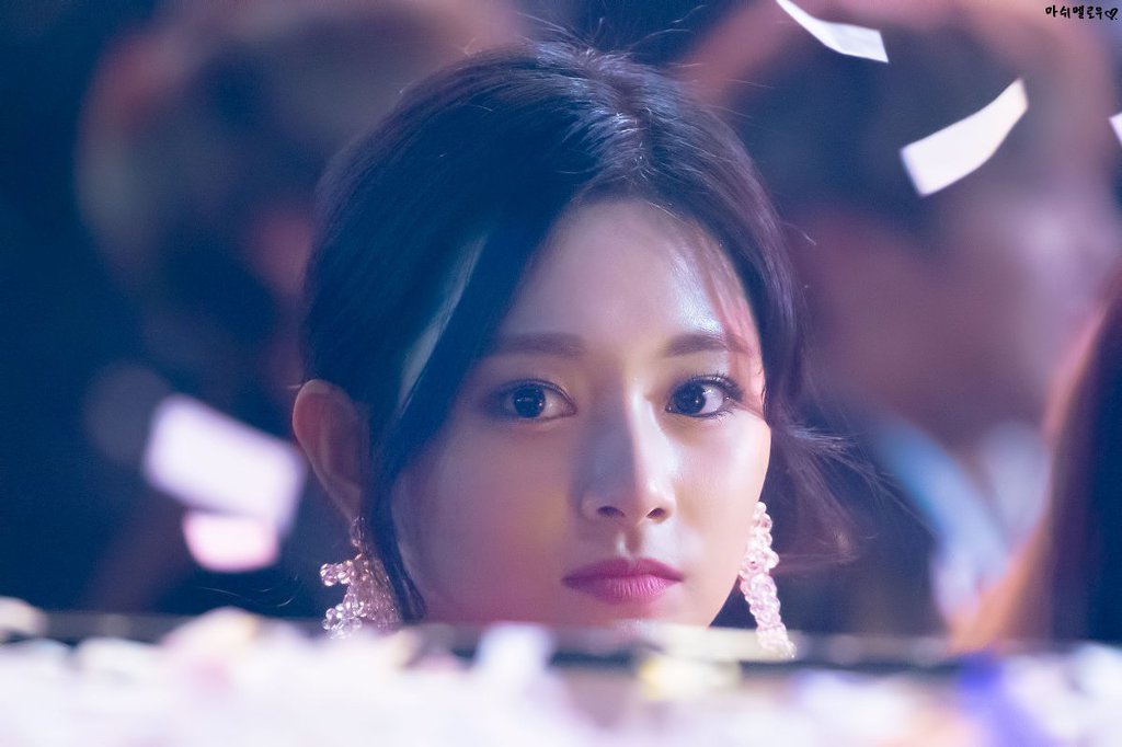 머리묶은 쯔위.jpgif | 인스티즈