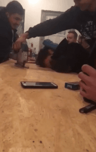 누가 술마시다 자라고 했냐 | 인스티즈