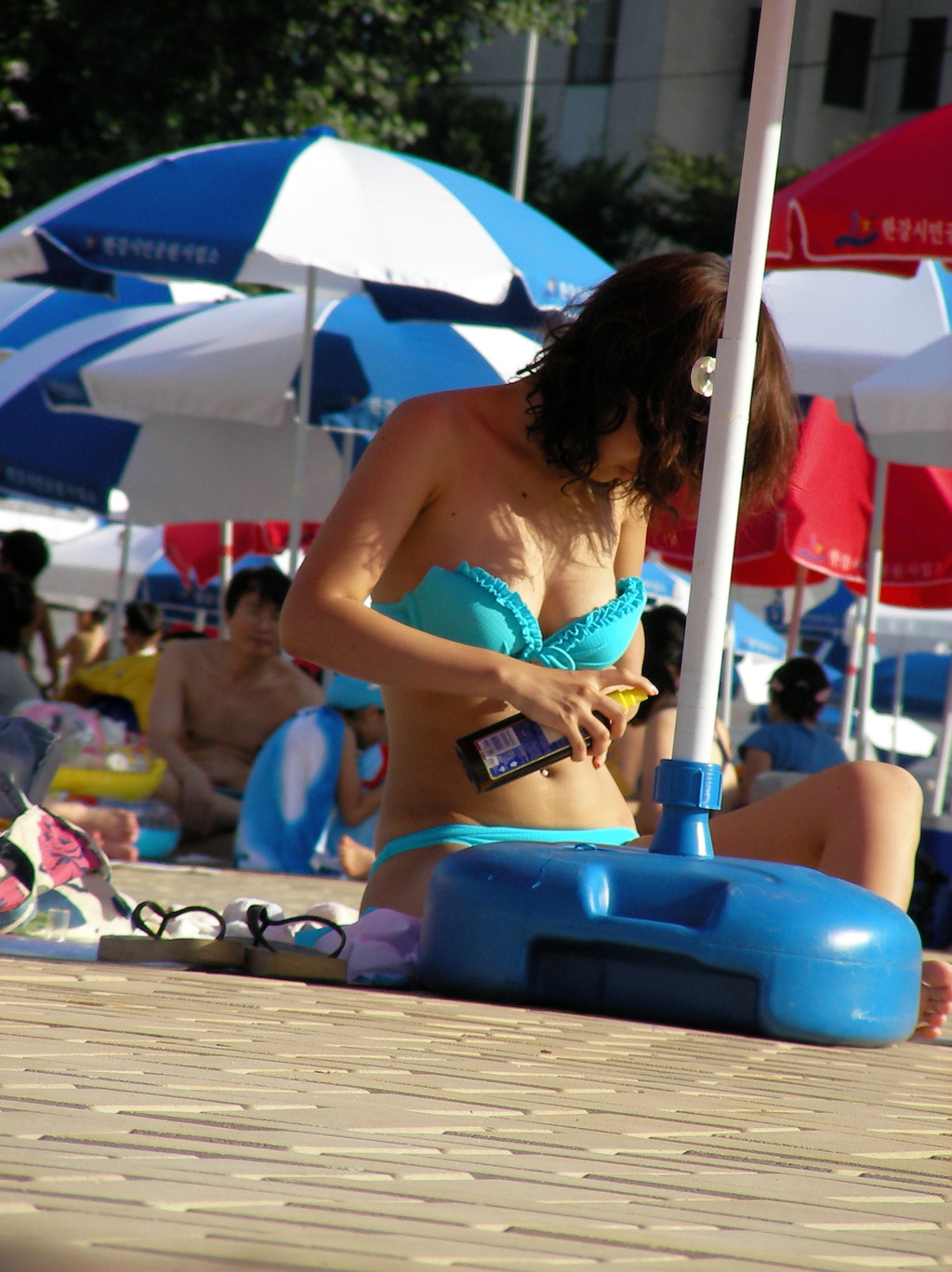 여름 해변가 일반인 노출 - 자유 게시판 - 하탑축구회